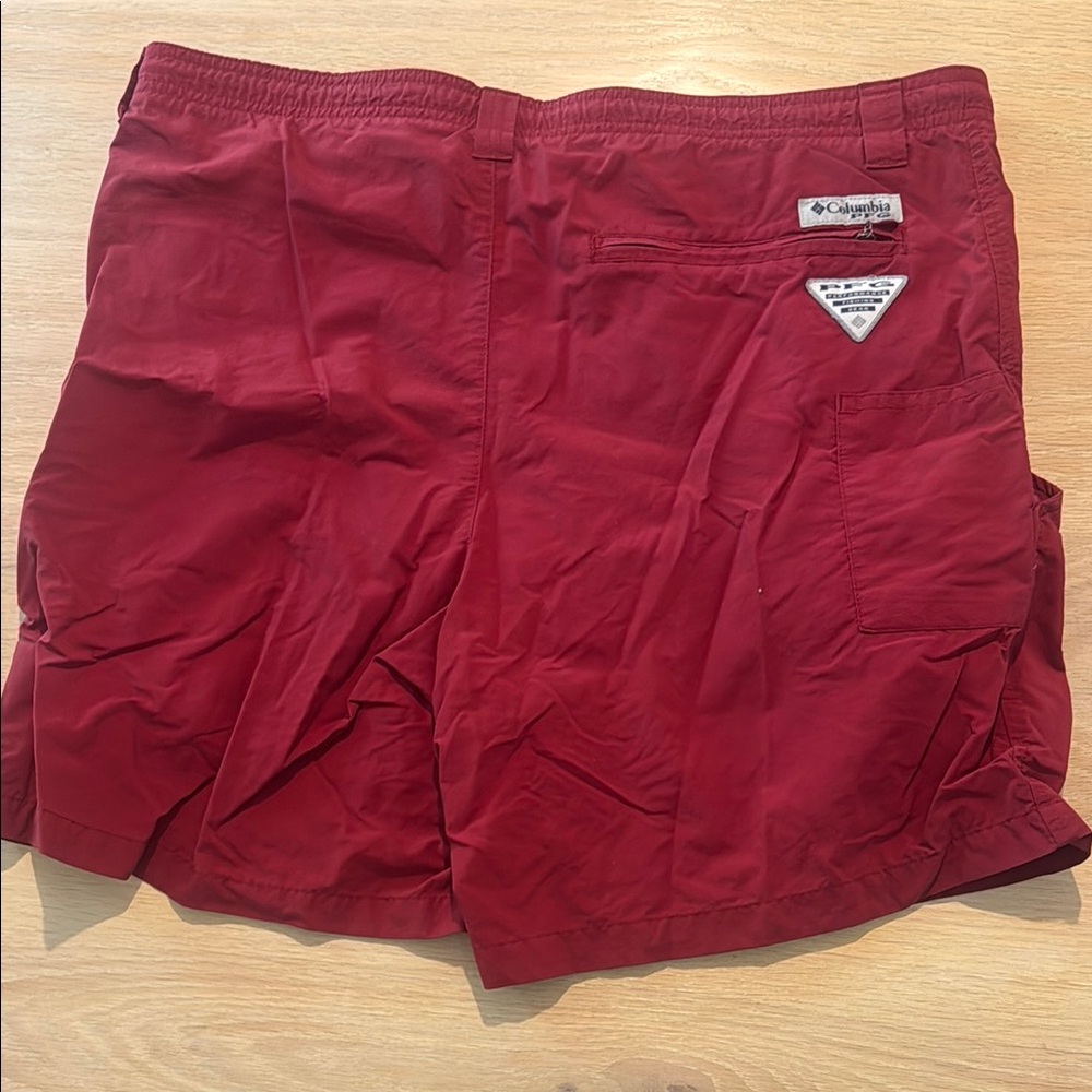 Columbia Men's Red Cargo Shorts